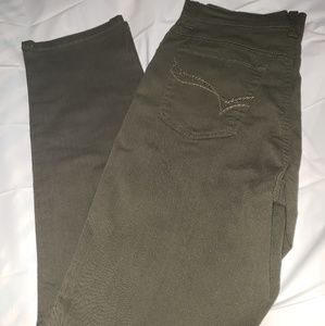 90s style army green Jean's size 8